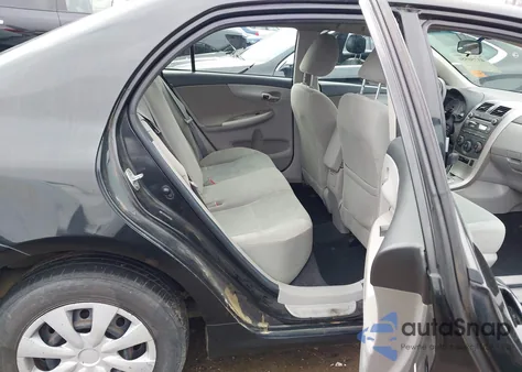 2011 Toyota Corolla Le z USA, uszkodzony, nr VIN 2T1BU4EE3BC651124